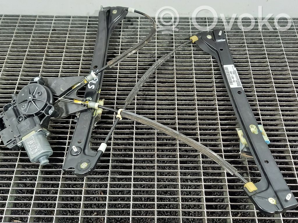 Volkswagen Polo V 6R Podnośnik szyby drzwi z silniczkiem 