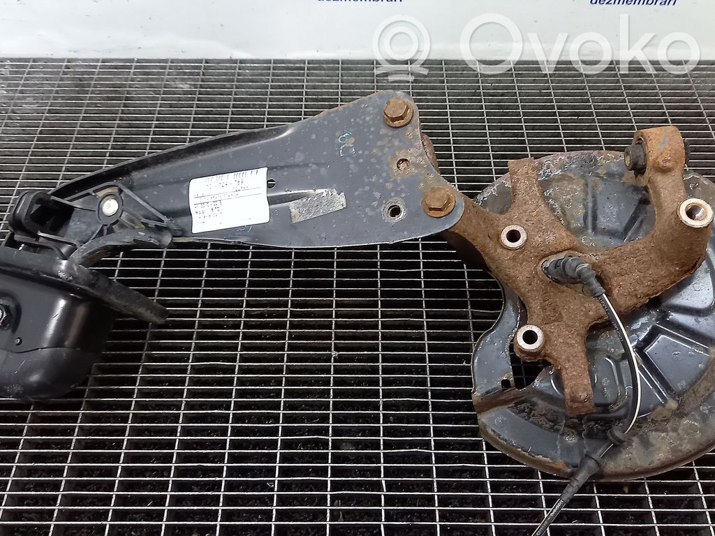 Volkswagen Touran II Braț cu fuzetă spate 