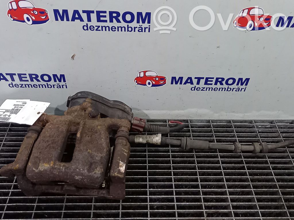 Etrier frână spate   8K0615403B