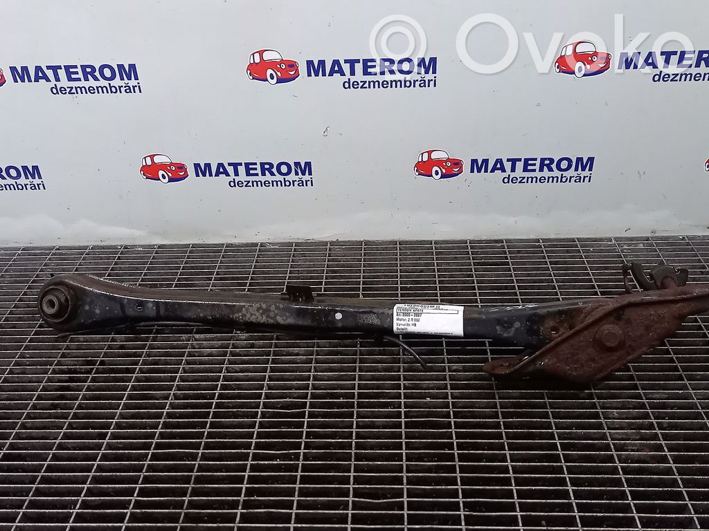 Brazo de suspensión trasera   1206474