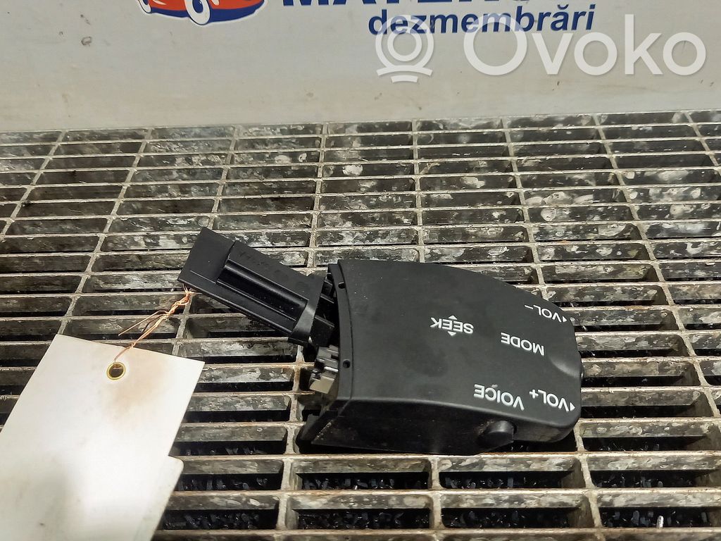 Ford Focus Daudzfunkciju vadības slēdzis / poga 
