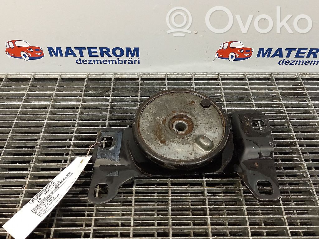 Ford Focus C-MAX Gearbox mounting bracket 