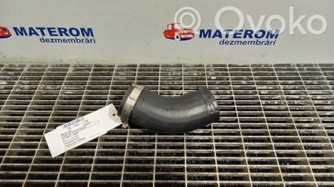 Volkswagen PASSAT B8 Tube d'admission de tuyau de refroidisseur intermédiaire 