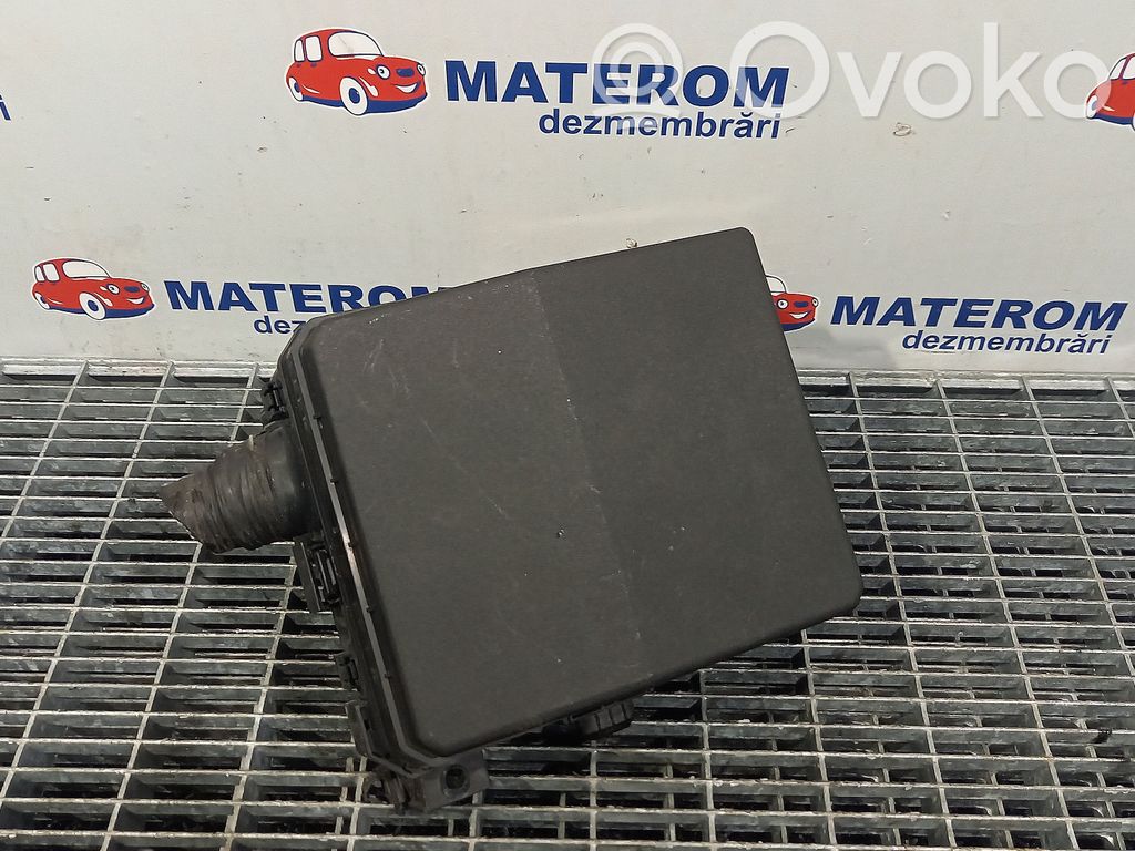 Peugeot 4007 Module de fusibles 