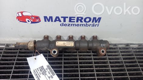 Volvo C30 Listwa wtryskowa