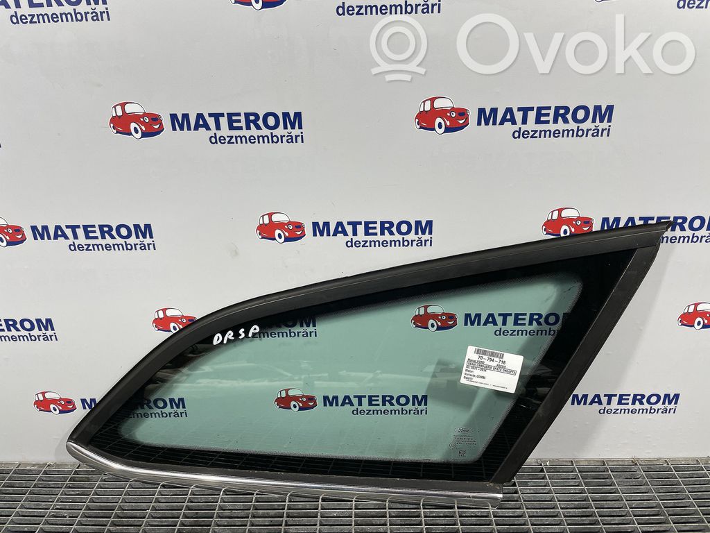 Ford Focus Vidrio lateral trasero 