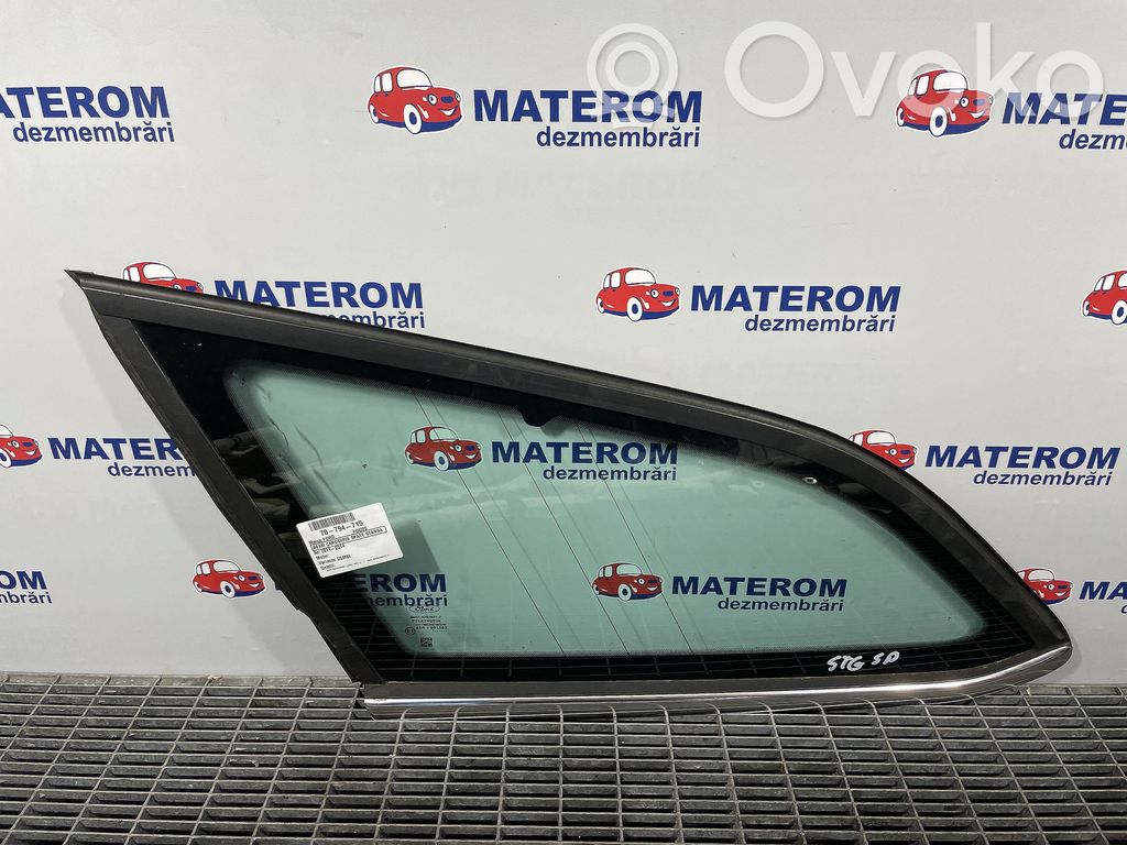 Ford Focus Vidrio lateral trasero 