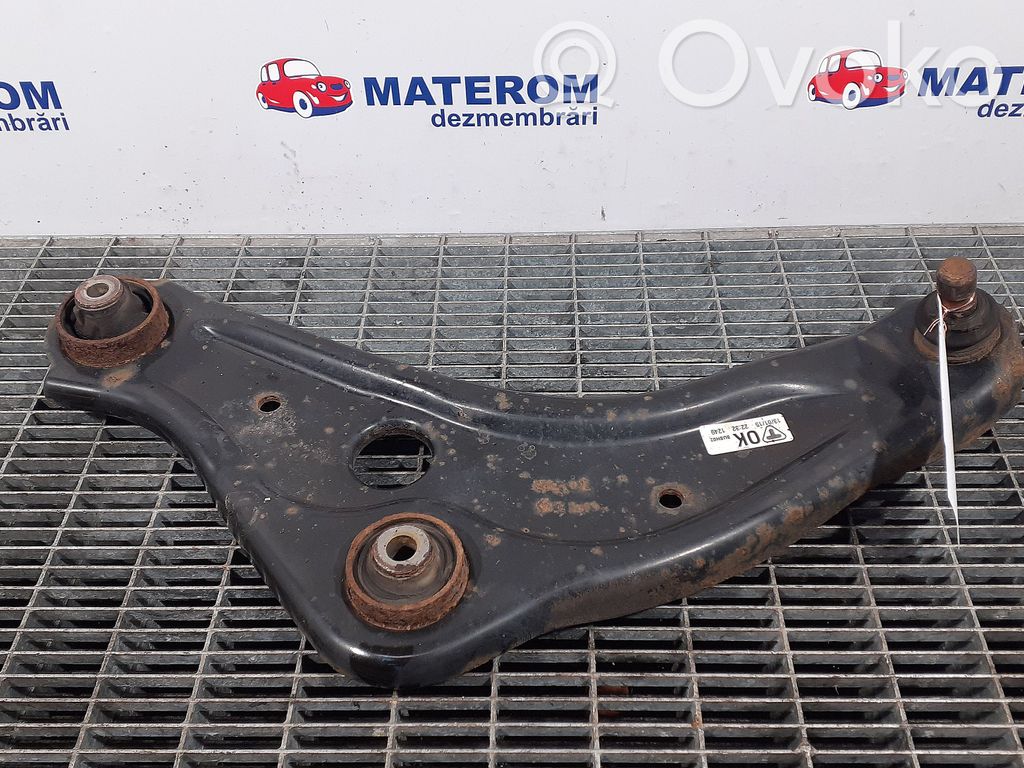 Nissan Qashqai Brazo de suspensión delantero 