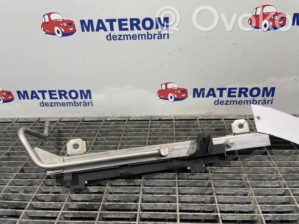 BMW 1 E81 E87 Fuel main line pipe 
