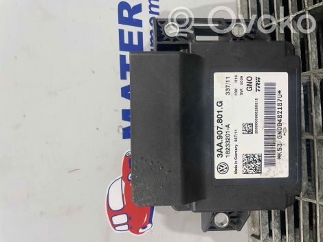 Volkswagen PASSAT CC Module de commande de frein à main