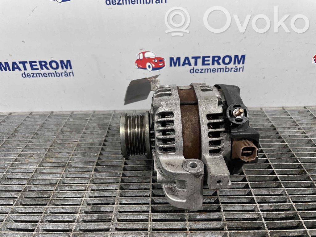 Toyota Avensis T270 Alternador 