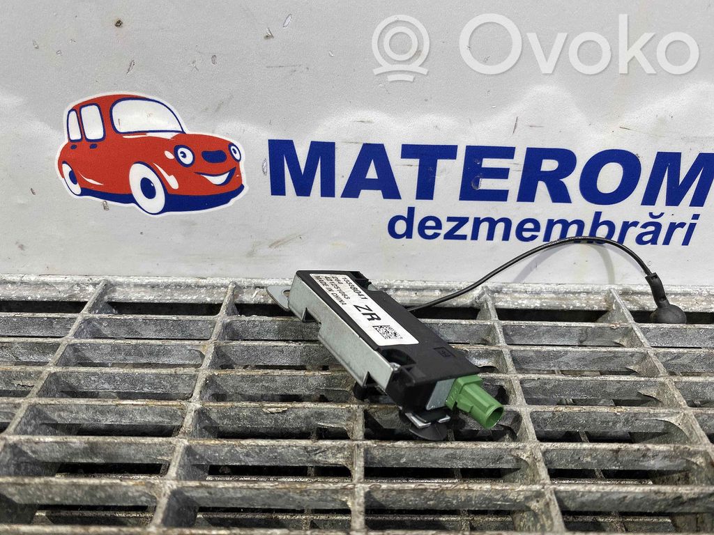 BMW 1 F20 F21 Pystyantennivahvistin 