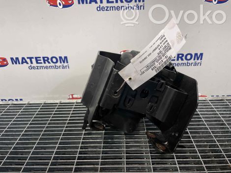 Land Rover Discovery Sport Soporte de apoyo del filtro de combustible 