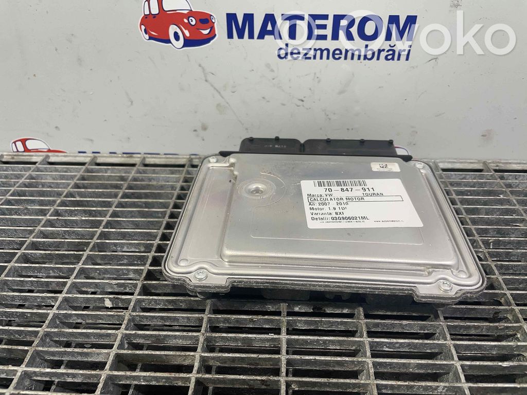 Volkswagen Touran I Unitate/modul de control motor