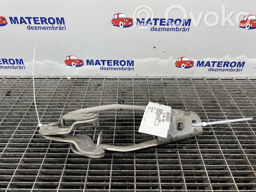 Engine bonnet/hood hinges   1752625