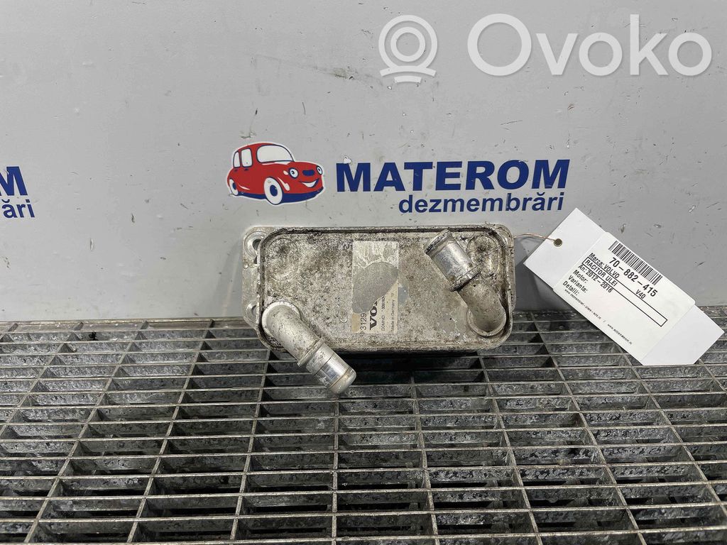 Volvo V40 Radiator ulei motor 