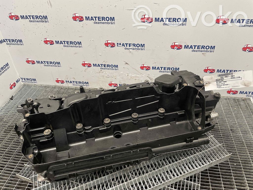 Engine head   11127806059