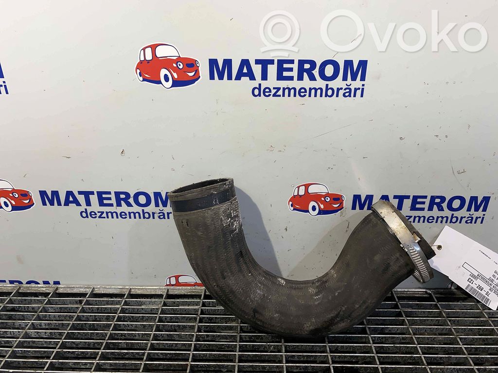 Volkswagen Caddy Furtun/conductă intercooler 