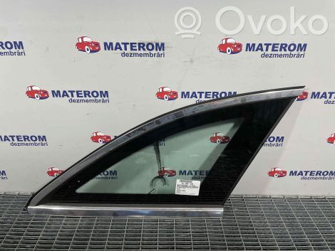 Mercedes-Benz C W205 Rear side window 