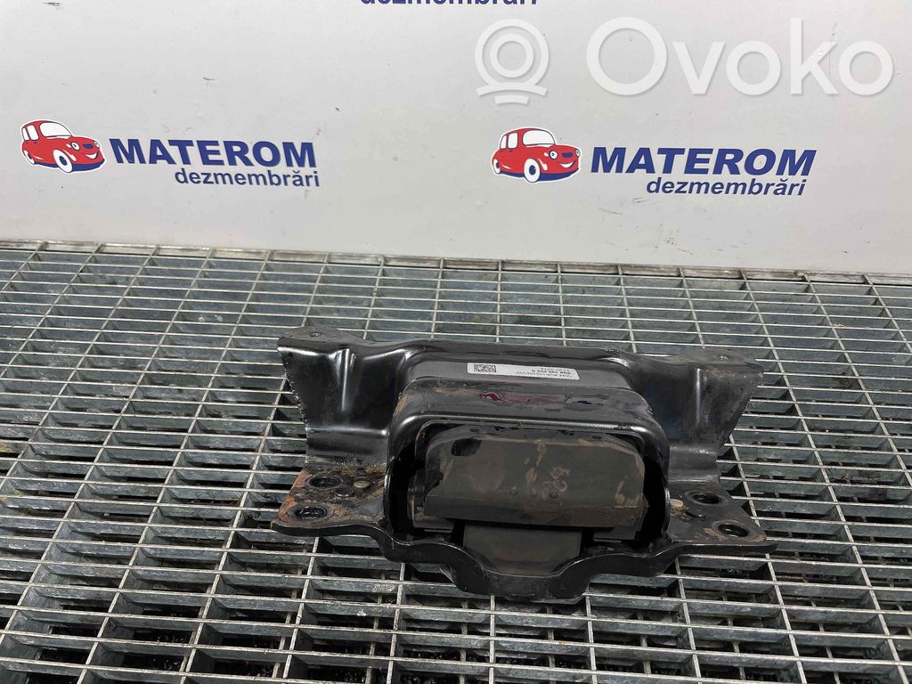 Skoda Octavia Mk3 (5E) Gearbox mounting bracket 