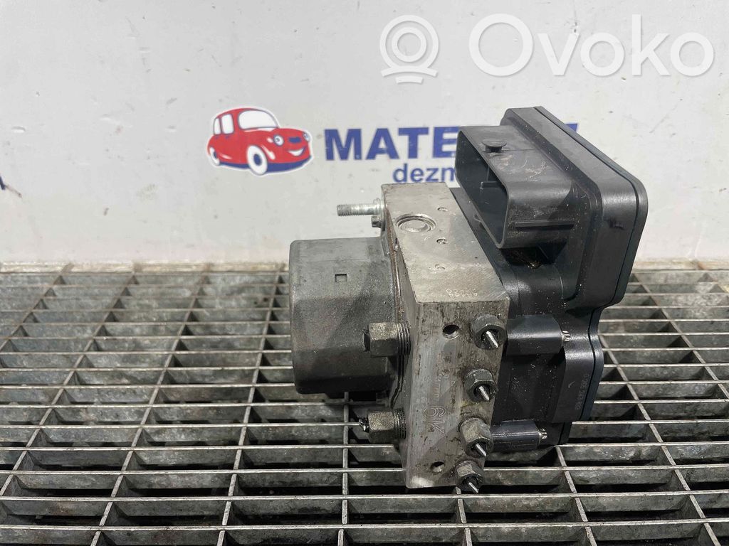 Nissan X-Trail T32 Pompe ABS 