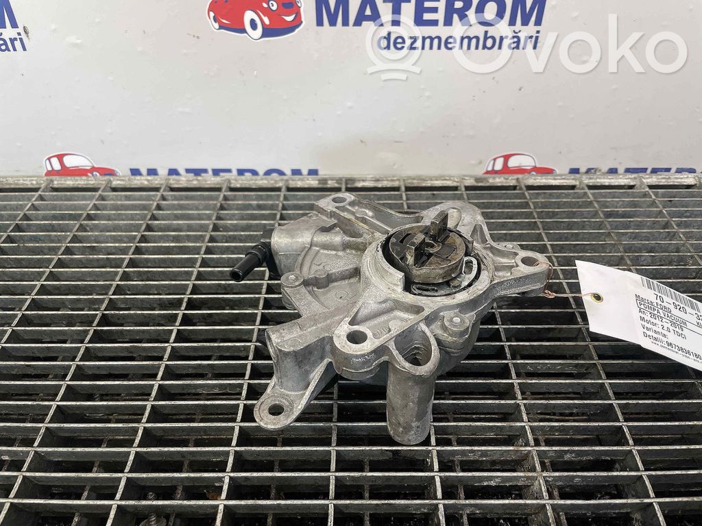 Ford Kuga II Bomba de vacío 