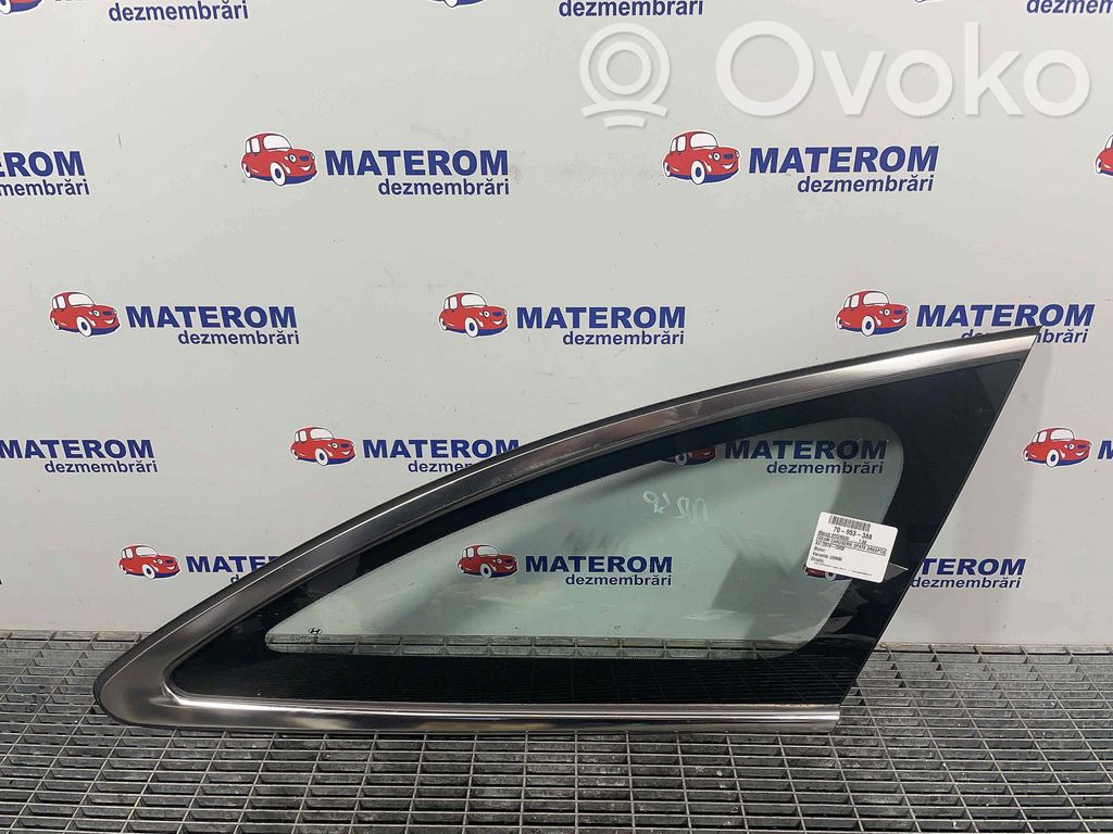 Hyundai i30 Geam lateral spate 
