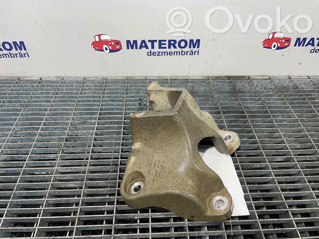 Ford Ranger Engine mount bracket 