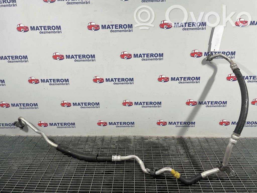 Ilmastointilaitteen putki (A/C)   G45B61462