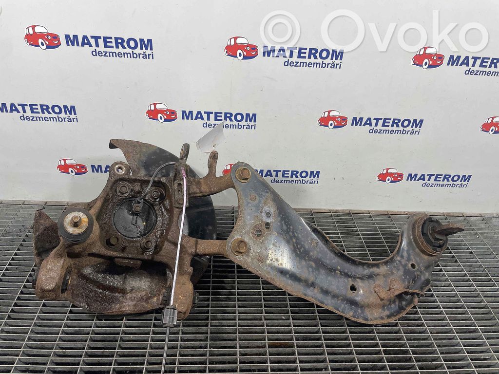 Mazda 3 II Cubo de rueda trasera 