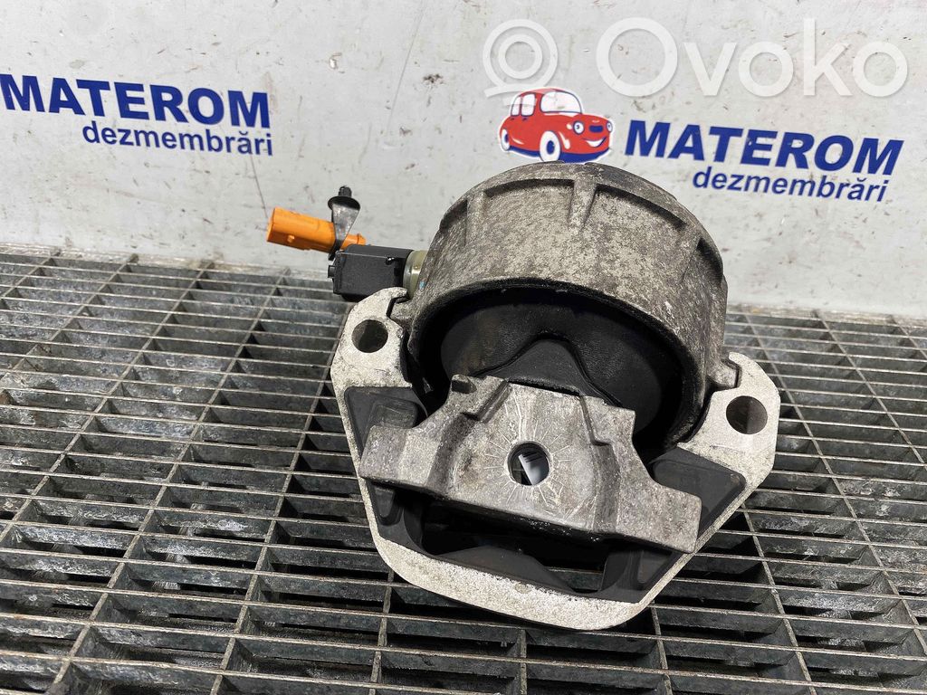 Audi A6 S6 C7 4G Engine mount bracket 