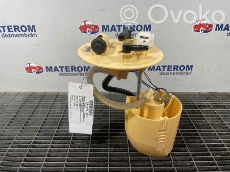 Toyota Avensis T270 Polttoainesäiliön pumppu 