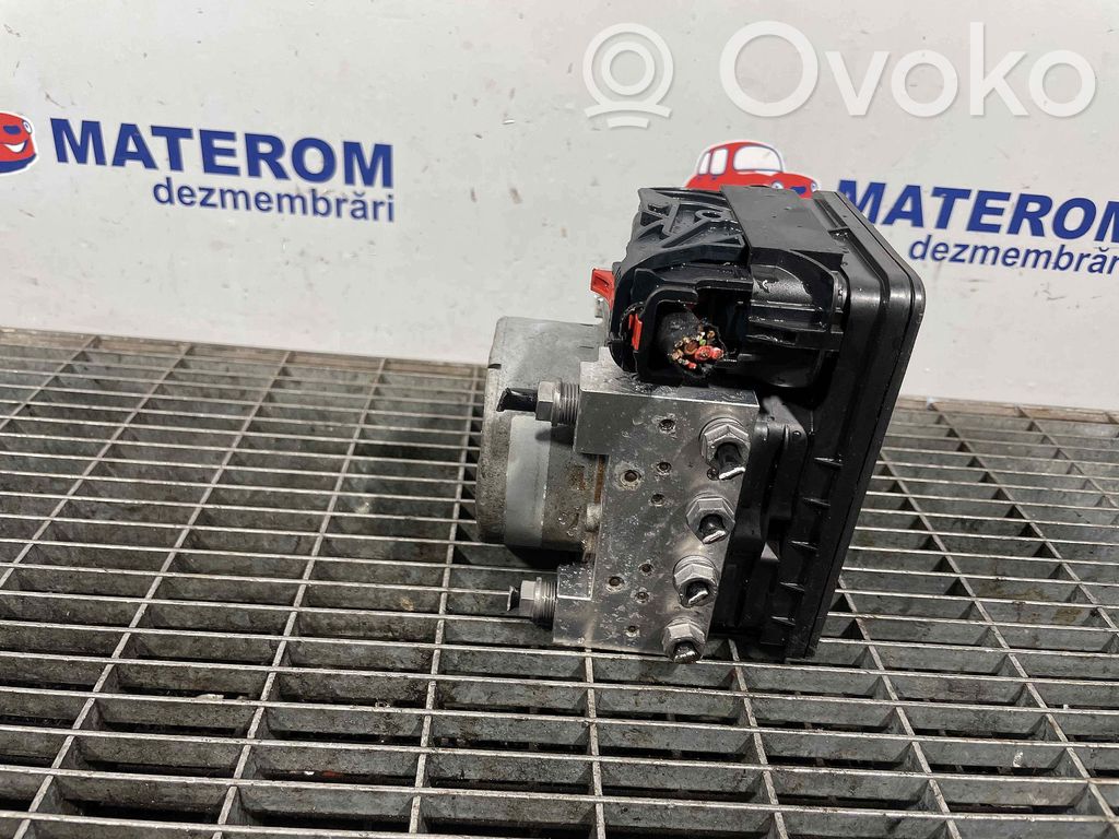 Skoda Octavia Mk3 (5E) ABS Pump 