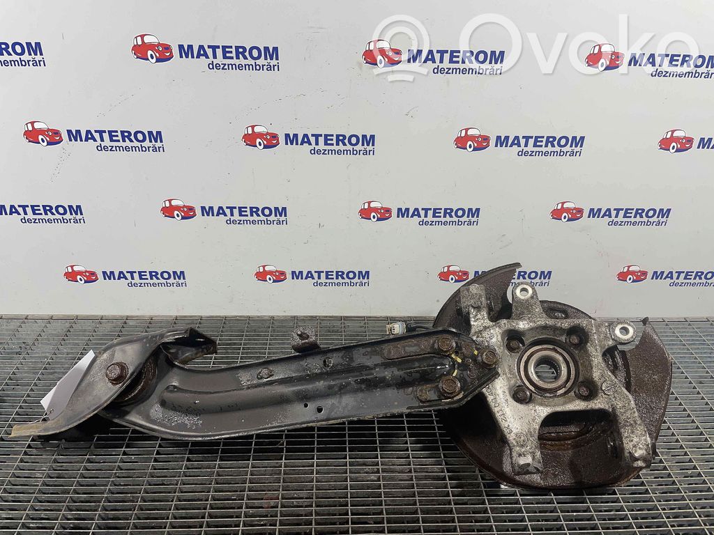 Opel Antara Cubo de rueda trasera 