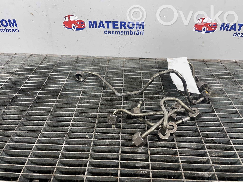 BMW 5 F10 F11 Listwa wtryskowa