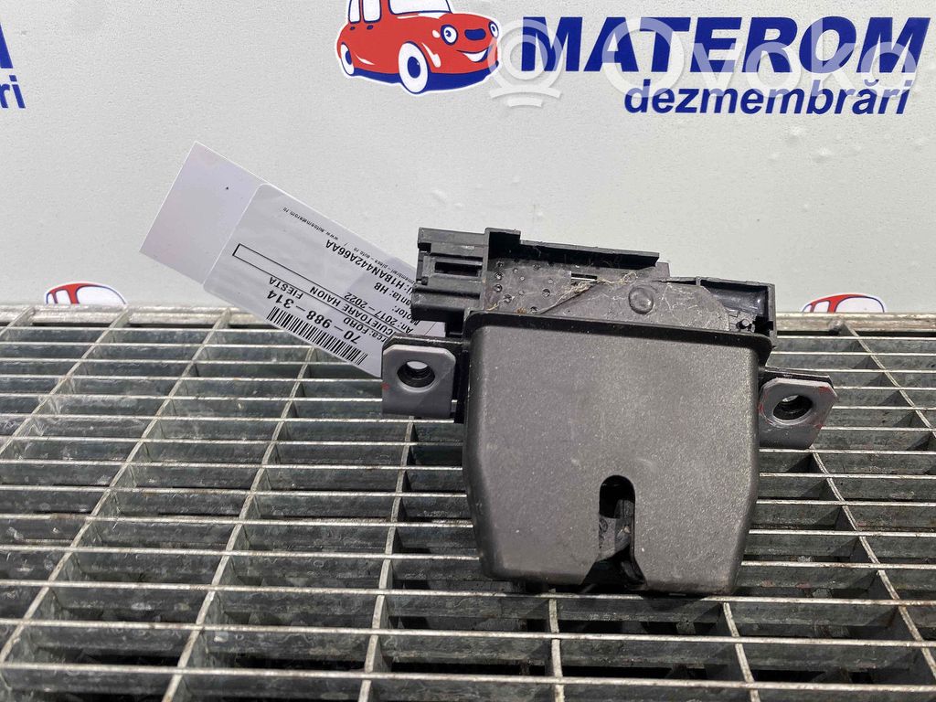 Ford Fiesta Becquet de lunette arrière