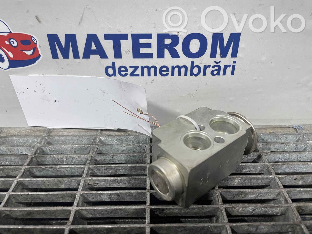 Valve   9182512