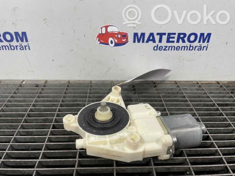 Mercedes-Benz A W176 Etuoven ikkunan nostomoottori 