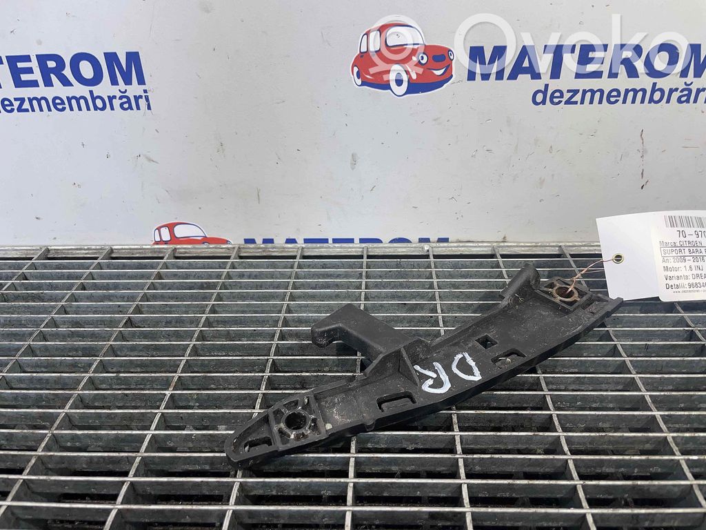 Citroen C3 Front bumper mounting bracket 