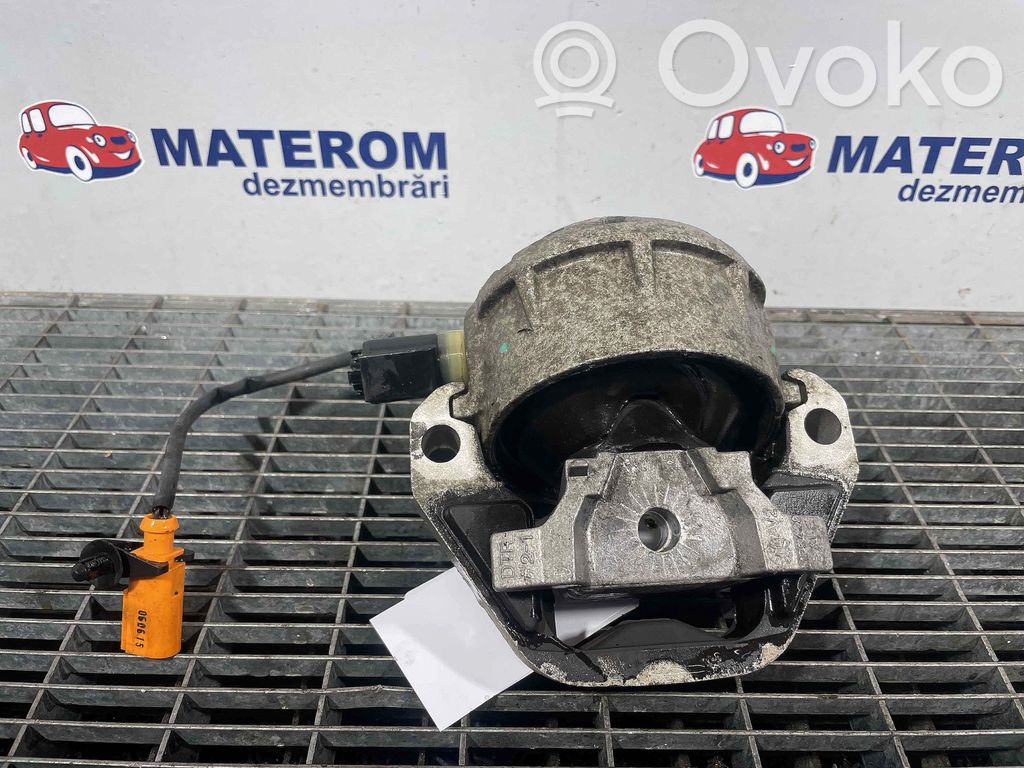 Audi A6 S6 C7 4G Engine mount bracket 