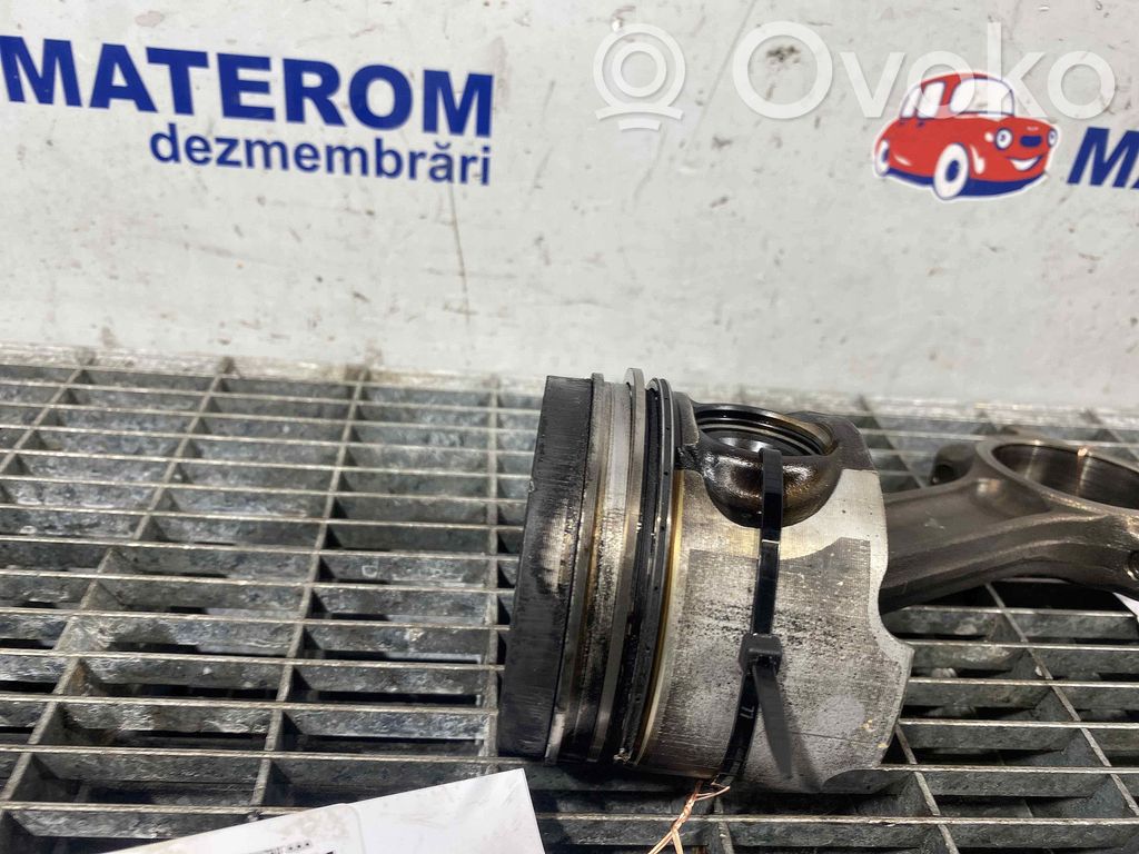 Dacia Dokker Mäntä 