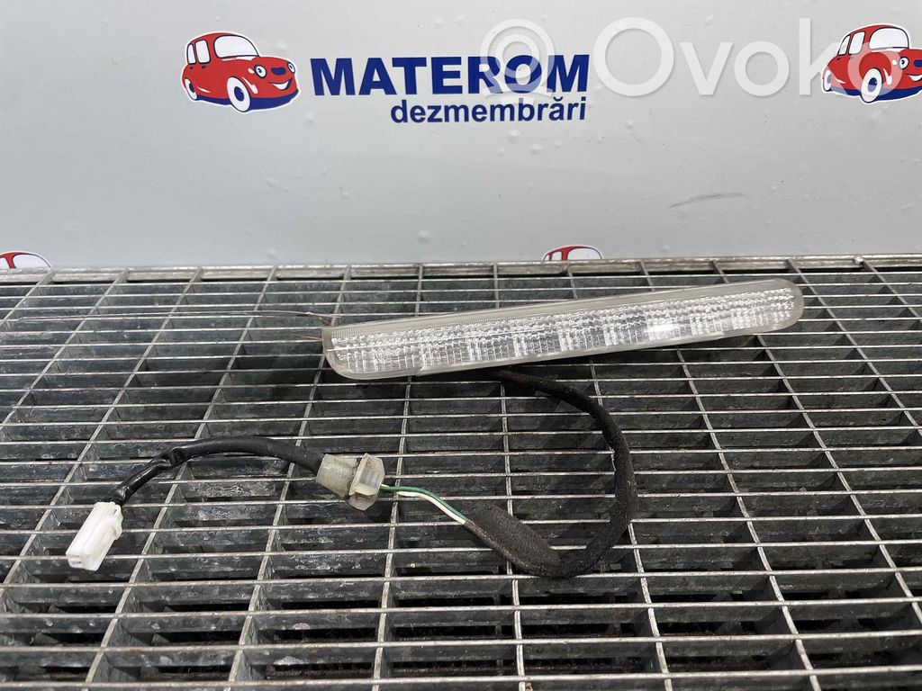 Trzecie światło stop   BR5V51580