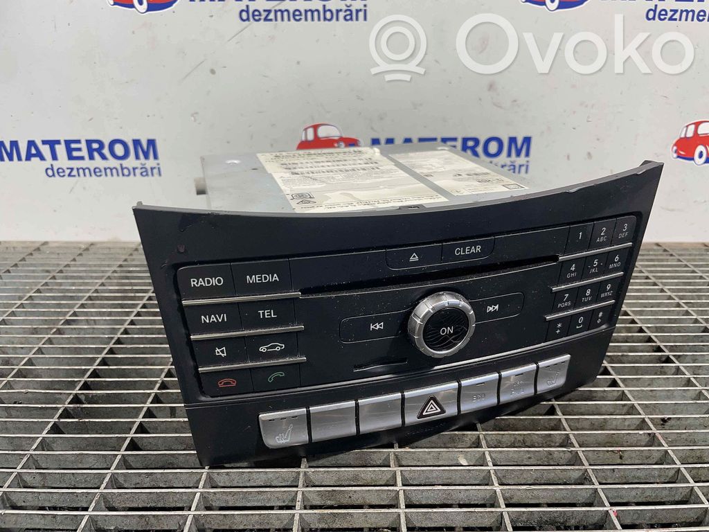 Mercedes-Benz E W212 Radio/CD/DVD/GPS-pääyksikkö 
