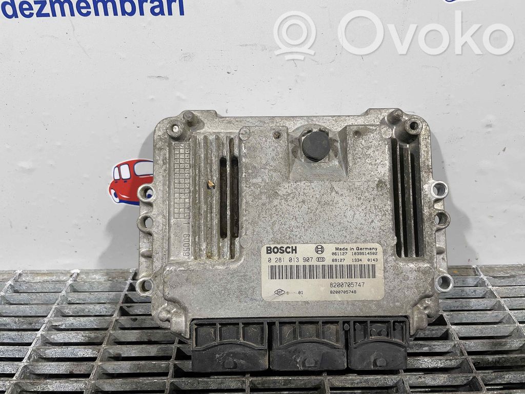 Renault Megane II Engine control unit/module 