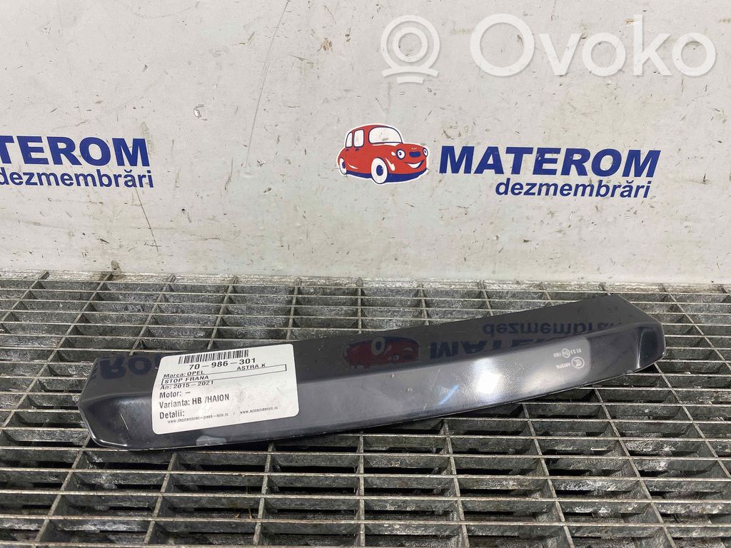 Opel Astra K Troisième feu stop