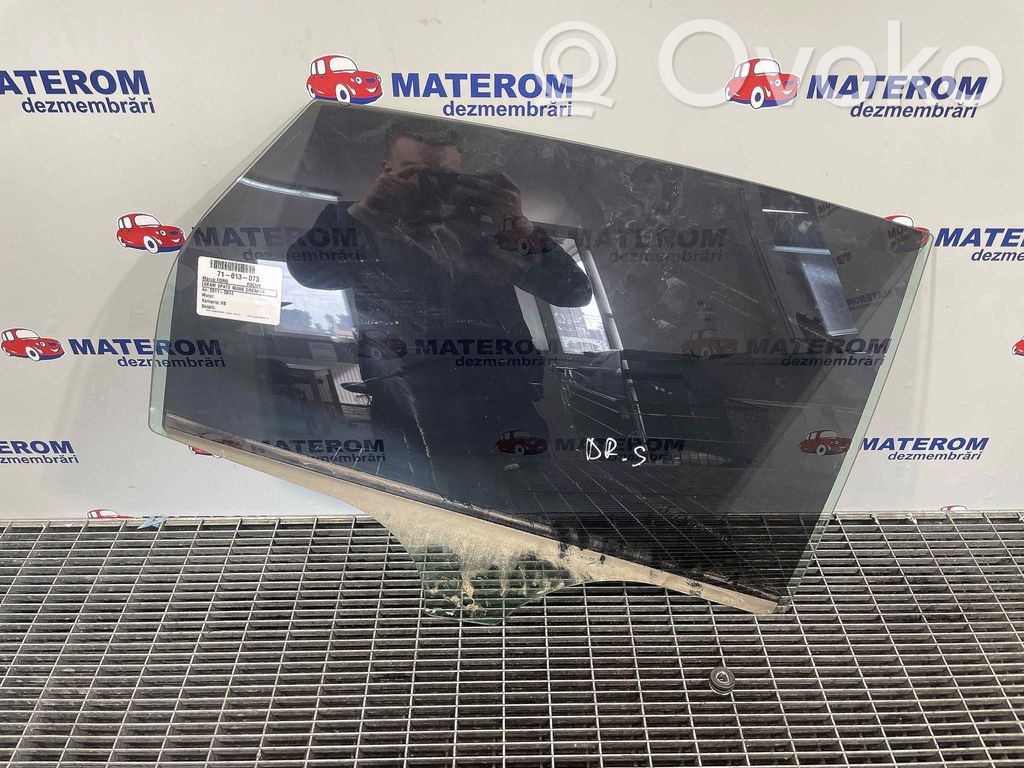 Ford Focus aizmugurējo durvju stikls 