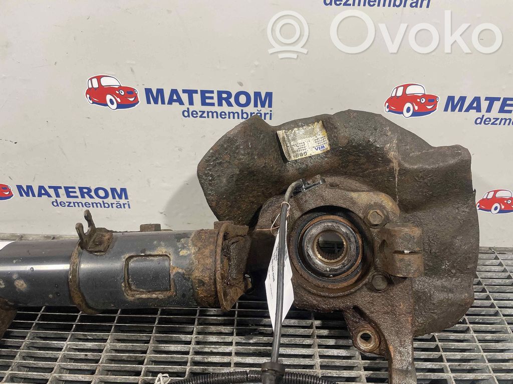 KIA Sorento Achsschenkel vorne