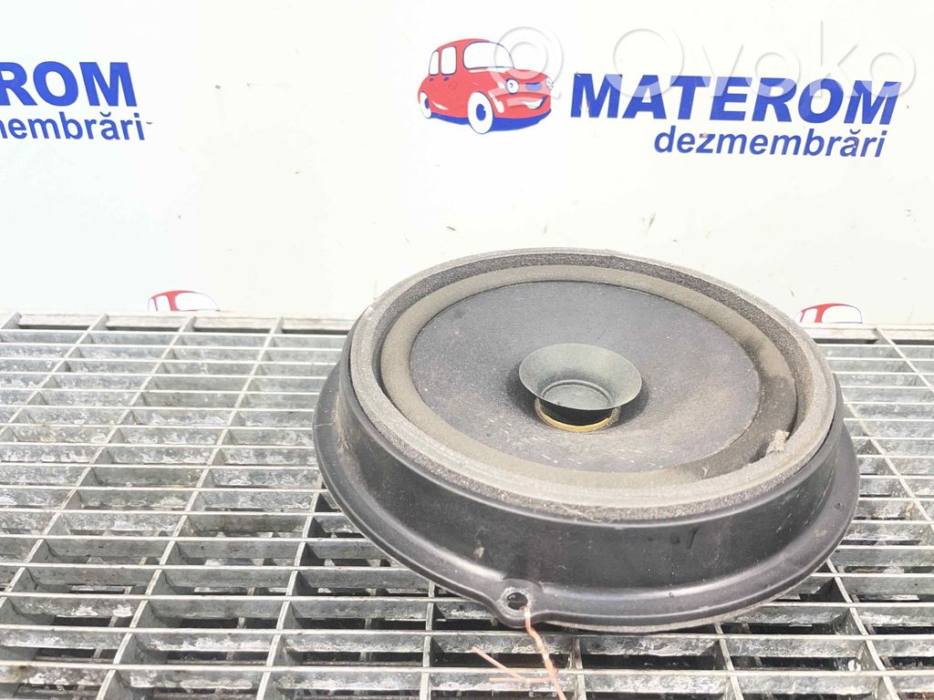 Ford Kuga I Front door speaker 