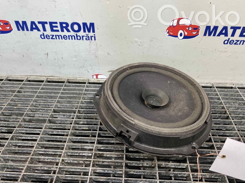Ford Kuga I Front door speaker 