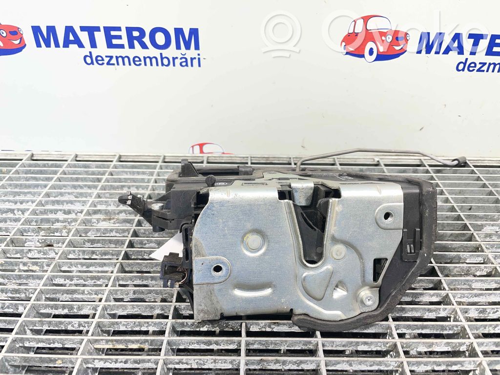 Încuietoare ușă spate   51227202148